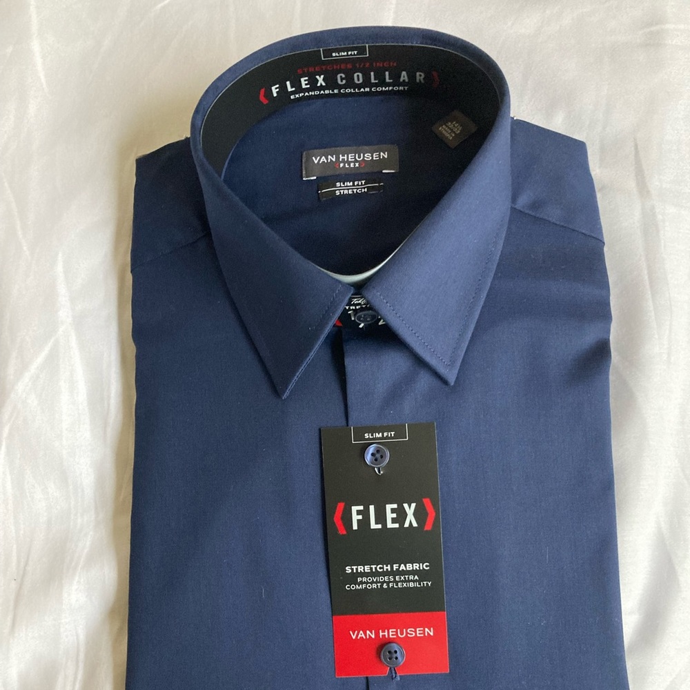 (New) Van Heusen navy dress shirt size small with 14.5 neck and 32-33 arm length